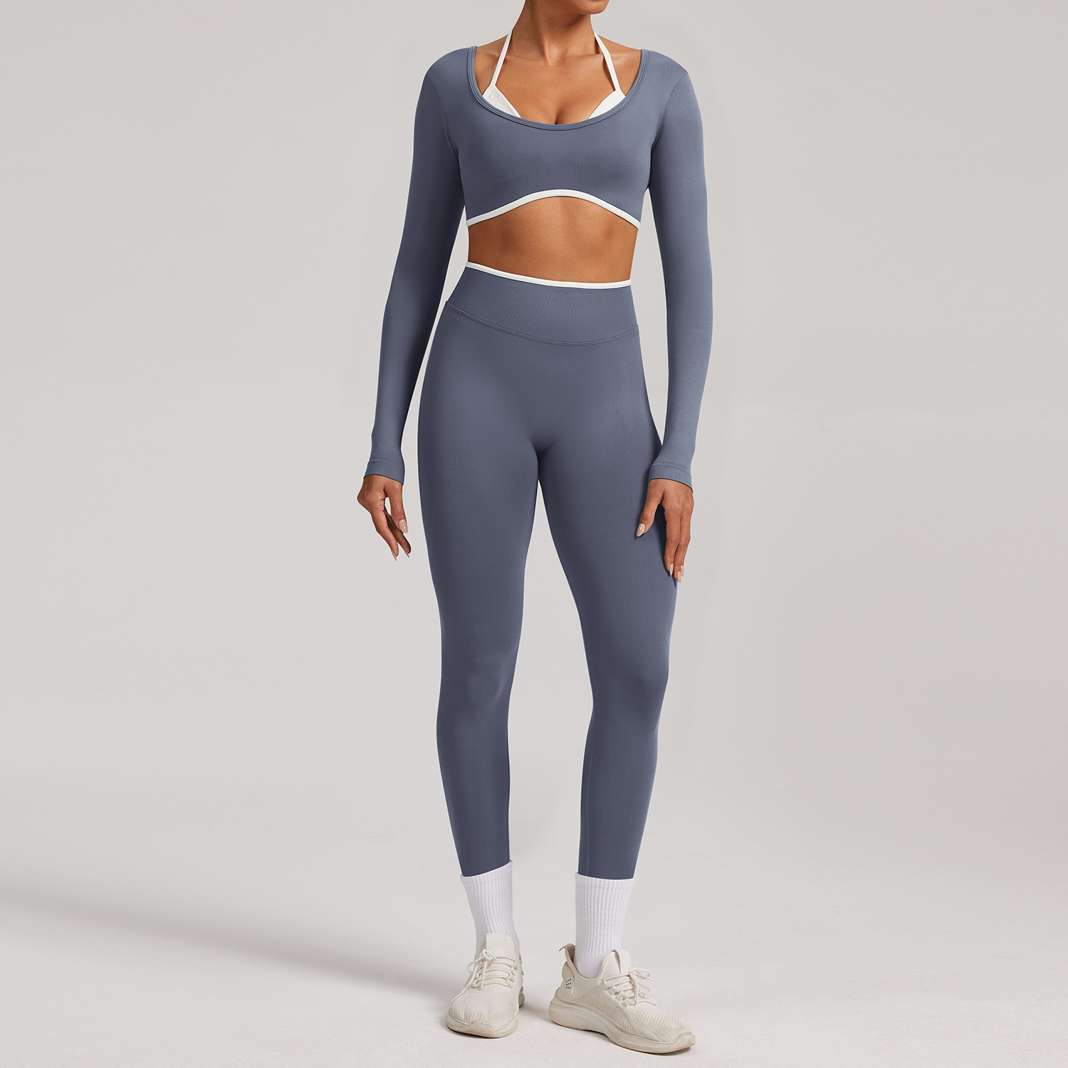 Ice grey (เสื้อแขนยาวและกางเกงขายาว)