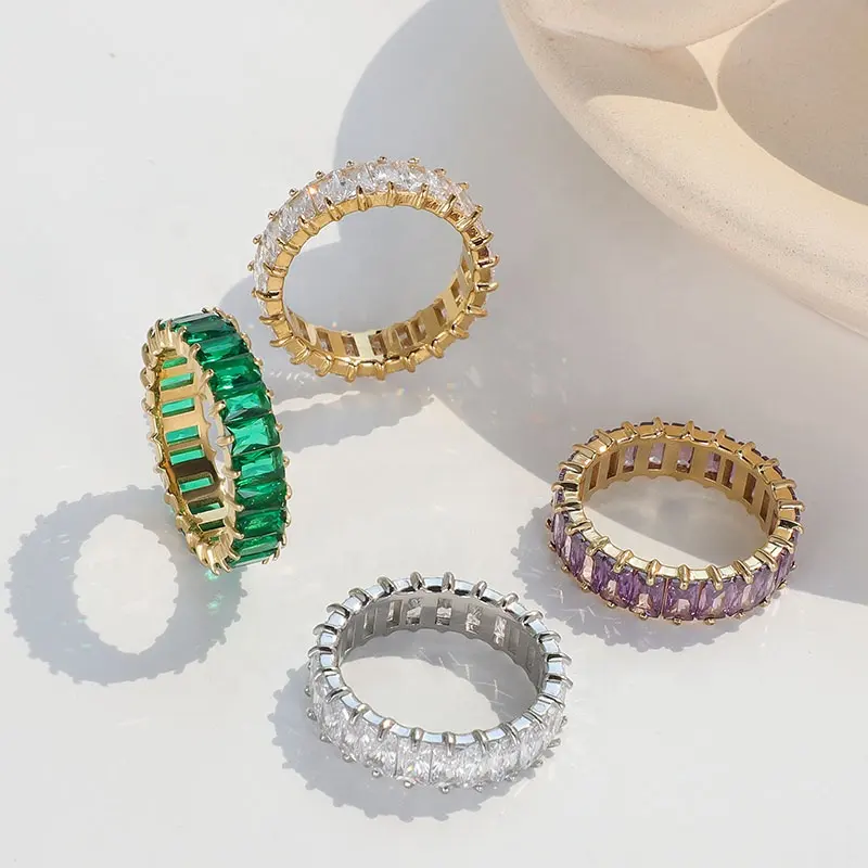 Baguette colorée rose vert violet haut de gamme pour femmes, bijoux CZ en acier inoxydable plaqué or 18K pavé zircone cubique bague en Zircon