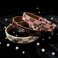 Colliers de luxe écologiques rayés personnalisés en polyester pour chats et chiens, écharpes décoratives toutes saisons pour petits animaux de compagnie