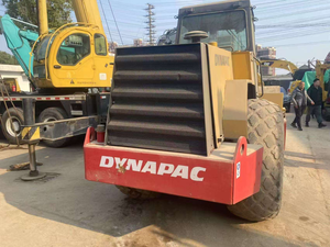 Rouleau compresseur monocylindre d'occasion Dynapac CA25D/CA251D/CA30D/CA301D avec moteur diesel 110 kW et pompe - Product Image 3