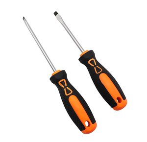 Destornillador <span class=keywords><strong>de</strong></span> Grado Industrial con Recubrimiento <span class=keywords><strong>de</strong></span> Goma Resistente y Acabado Cromado, Mango Resistente a Impactos, Compatible con Todos los Tipos <span class=keywords><strong>de</strong></span> Tornillos, OEM - Product Image 2