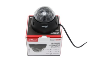 กล้องวงจรปิด Dahua รุ่น DH-IPC-HDBW2831E-S-S2 ความละเอียด 8MP Lite IR แบบโดม โฟกัสคงที่ พร้อมเซ็นเซอร์ CMOS มองเห็นในเวลากลางคืน - Product Image 4