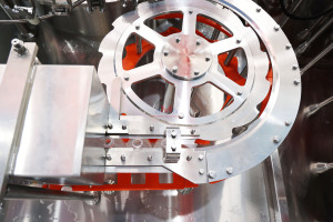 Machine de remplissage automatique de bière artisanaleSolution d'embouteillage de bière PET clé en main-Nettoyage CIP entièrement automatique contrôlé par PLC OEM avec PLC - Product Image 3