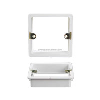 Maßgefertigte PVC-Flammschutz-Verteilerdose Typ 86 mit 2cm Stapelbarem Erweiterungsring für Schalter- und Steckdoseninstallation