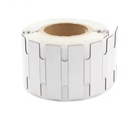 Étiquette UHF flexible anti-métal pour le suivi des actifs sur étagères métalliques