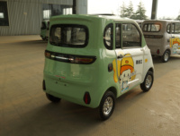 Mini-tricycle électrique 4 places 30-50 km/h sans permis requis avec carrosserie fermée