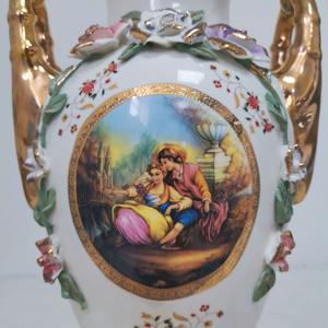 Centro de Mesa del Día de la madre-Florero de resina estilo mediados de siglo - Product Image 4