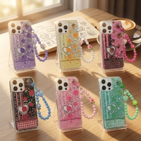 Coque de téléphone de luxe en TPU à motif floral avec chaîne pour Samsung M17 M07 F56 M56 M44 et coque arrière scintillante pour femmes pour iPhone 17 16 15 14 13 12 11