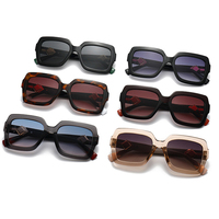 Lunettes de soleil carrées surdimensionnées personnalisées avec logo OEM, emballage en gros, mode féminine, décoration en cristal de diamant, lunettes de soleil de luxe pour femmes