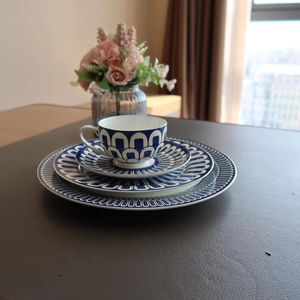 Service de table en porcelaine fine bleu luxe européen 4 pièces, best-seller - Product Image 1