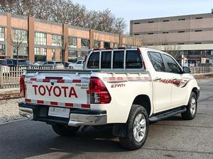 Toyota Hilux 2.7L Automática 4x4 de <span class=keywords><strong>4</strong></span> Asientos, <span class=keywords><strong>Camioneta</strong></span> Usada de 2018 - Product Image 5