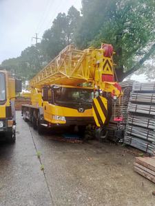 Grue mobile sur camion d'<span class=keywords><strong>occasion</strong></span> 70 tonnes - Adaptabilité tout-terrain Convient aux opérations minières Reconditionnée - Product Image 2