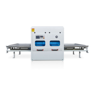 Machine automatique de laminage <span class=keywords><strong>à</strong></span> chaud sous vide pour portes en bois <span class=keywords><strong>avec</strong></span> film PVC et une palette - Product Image 2