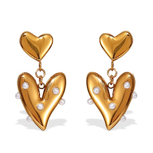 Pendientes chapados en oro con forma de corazón y incrustaciones de perlas para mujer, regalo, joyería de moda - Product Image 5