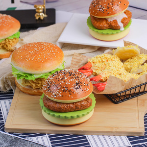 Ensemble de jouets squishy PU en forme de burger - Modèle alimentaire souple et à récupération lente pour affichage en magasin et cadeaux promotionnels - Grand squishy burger - Product Image 1