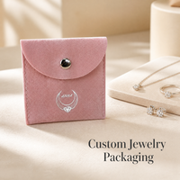 Pochette à bijoux de luxe en velours ivoire avec insert rembourré, emballage personnalisé pour bijoux avec logo pour présentation de colliers et bijoux