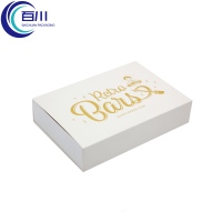 Caja de Regalo Blanca Resistente Reutilizable con Impresión de Logotipo en Dorado para Galletas, Chocolates, Regalos o Productos Cosméticos
