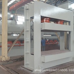 Presse de vulcanisation à quatre colonnes Henan Mingsai Machinery 800 tonnes, machine de pressage à chaud 900t, vulcaniseur de caoutchouc à cadre 1000 tonnes - Product Image 4