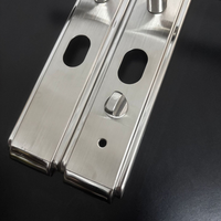 Gagang Pintu Kamar Tidur Stainless Steel Modern untuk Apartemen Desain Ambidextrous