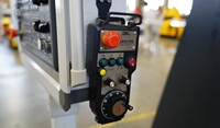 Machine CNC 5 axes pour mousse avec dépoussiéreur, routeur CNC 5 axes pour l'ingénierie allemande, machine CNC 5 axes pour le travail du bois allemand
