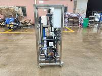 Équipement de traitement de l'eau pour petites usines, eau souterraine, eau de puits, osmose inverse, filtre RO, pompe PLC, production d'eau minérale, 1 an