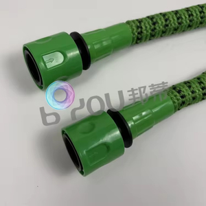 Tuyau d'arrosage flexible extensible de 50 pieds de hauteur, complet avec des buses de pulvérisation multifonctionnelles - Product Image 5