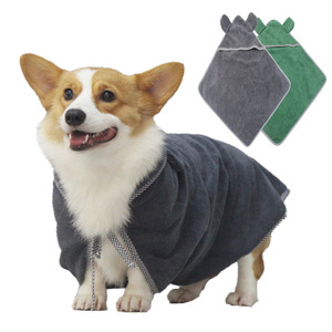 Pet-friendly Microfiber Absorbent <b>Towel</b> With <b>Hood</b> Dark Green And Dark Gray For Dog Grooming - Product Image 2