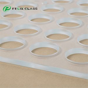 Panel de Vidrio Templado Transparente Personalizado con Orificios Regulares de 3mm-12mm de Espesor, Ecológico y de Alta Resistencia para Dispositivos Industriales - Product Image 3