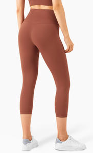 Leggings de yoga léopard 3/4 personnalisés XL NULS Gym Activewear avec ceinture respirante à séchage rapide, poche et fonction push-up pour les séances d'entraînement - Product Image 3