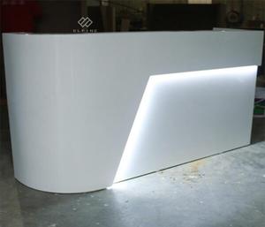 Chất lượng hàng đầu tùy chỉnh màu trắng bóng đá cẩm thạch nhân tạo Nail Salon corian bàn tiếp tân - Product Image 4