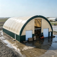 Abri de toit pour conteneur à fixation par boulons sans soudure, structure en A, 50x100m, PVC taupe, pour terminal portuaire