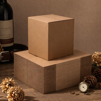Boîtes d'expédition en carton ondulé avec logo personnalisé, emballage en carton kraft pliable pour la livraison de produits de commerce électronique et l'expédition de vente au détail