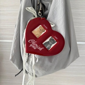 Heart-Shaped <b>Photo</b> <b>Keychain</b> Red Plastic Resin Charm With Lace Ribbon For Bag And Keyring - Product Image 4