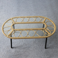 Ensemble de canapé en rotin tressé gris anthracite 4 pièces avec 2 fauteuils et table basse, mobilier de patio avec coussins crème pour jardin