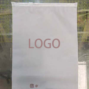 Vente en gros 2025 : Bonnet instantané en bambou pour femmes musulmanes, doux et respirant, avec sangle réglable et bouton, en jersey - Product Image 6