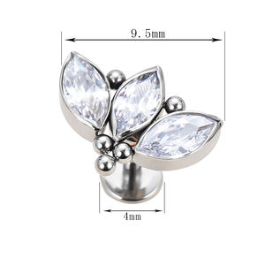 Venta al por mayor internamente roscado titanio cuerpo Piercing Labret joyería 3 Marquesa CZ 5 bolas racimo superior nariz anillos internamente - Product Image 4