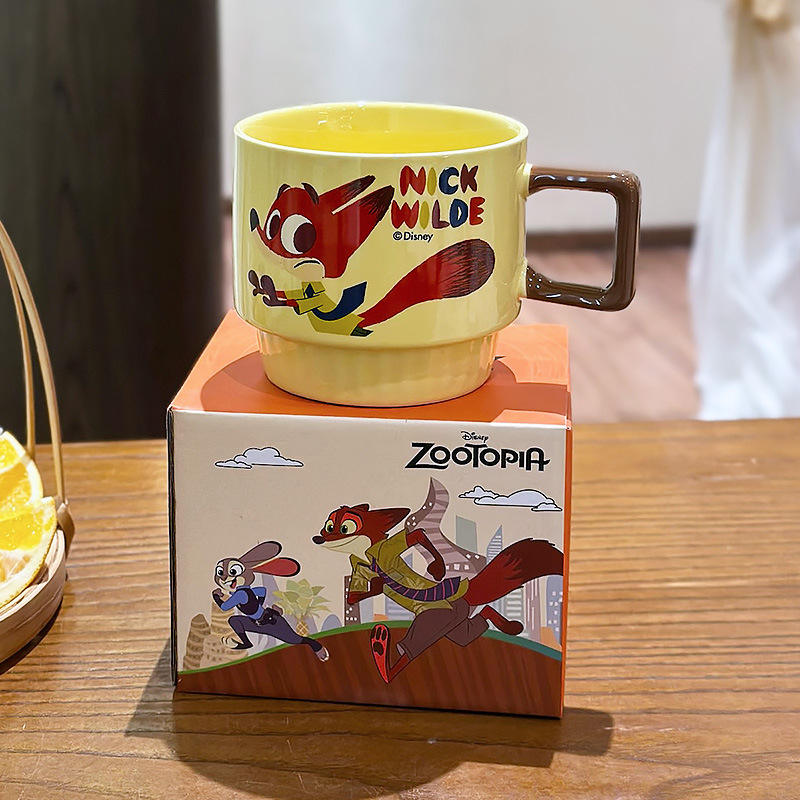 สีเหลือง