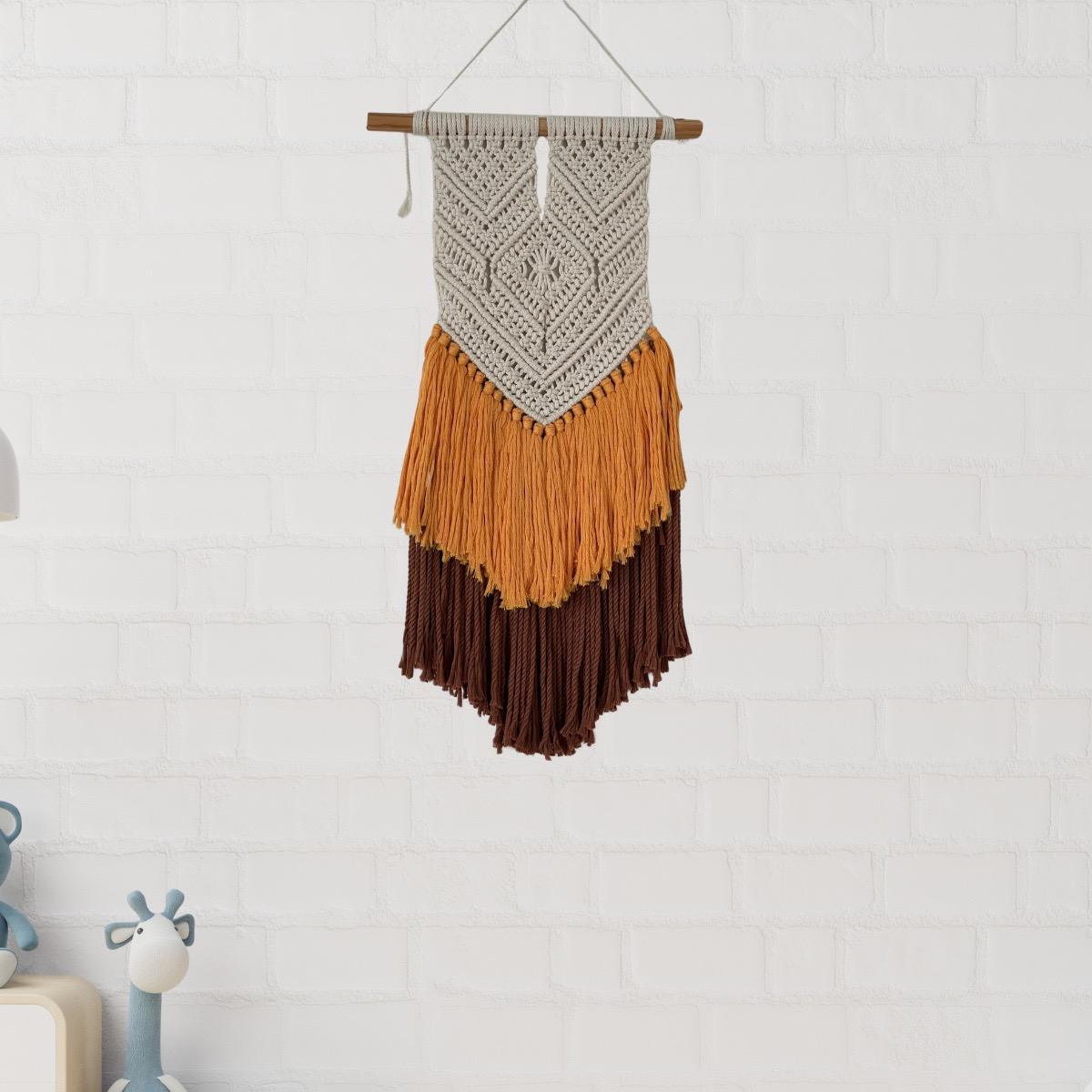 White mix Yellow brown