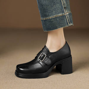 Zapato de Diseño Cuadrado Simple, Impermeable, de Cuero Genuino, con Hebilla, Estilo Retro, Color Sólido, Suela Suave y Corte Profundo - Product Image 3