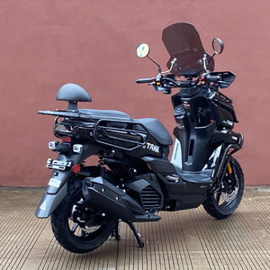 Scooter de Gasolina de 200cc con Certificación EPA DOT, Tecnología EFI, Motocicleta Nueva para Adultos, Velocidad de 95km/h, Venta al Por Mayor, con Sistema de Discos YB200T - Product Image 3