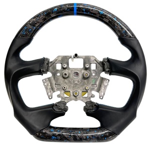 พวงมาลัยหนังคาร์บอนไฟเบอร์ฟอร์จสไตล์สปอร์ตเรซซิ่งแบบกำหนดเองสำหรับฟอร์ด ฟอลคอน เอฟจี เอ็มเค1 บีเอ เอ็กซ์อาร์6 - Product Image 3