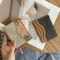 Porte-cartes Femme 2026 Nouvelle Tendance Influenceur Ultra-Fin Petit Haut de Gamme Léger Style Ins Mini Niche Vente en Gros