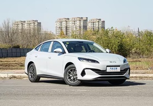 BYD Seal06 DM-i Ultra 2026, SUV Mediano Híbrido Enchufable <span class=keywords><strong>de</strong></span> 4 Puertas y 5 Asientos para Viajes Familiares Diarios y Uso Privado - Product Image 2