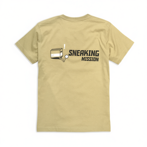 Camiseta de manga corta para hombre y mujer con estampado de Sneaking Mission y diseño de gato silencioso - Product Image 2