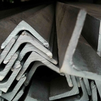 Barre d'angle en acier au carbone de qualité Q235 directe d'usine durable et anti-corrosion pour les applications d'entrepôt et d'immeubles de bureaux