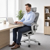Chaise de bureau ergonomique moderne et confortable en plastique, réglable, pivotante, inclinable, avec roulettes, pour la maison et le bureau
