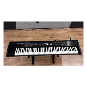 <span class=keywords><strong>Piano</strong></span> numérique de scène d'occasion Jelo RD-700GX, 95% neuf, clavier numérique de quatrième génération, clavier d'effets performant haut de gamme - Product Image 1