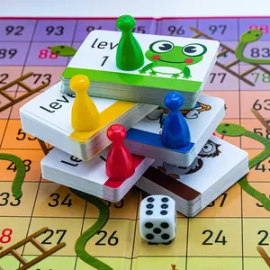 Yüksek kaliteli aile oyunu Ludo kağıt ve yılanlar ve merdivenler kurulu klasik oyun oyuncak hediyeler çocuklar ve yetişkinler için kutulu