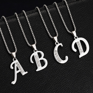 Nuova Collana con Ciondolo a Forma di Lettere Inglesi con 26 Zirconi, Placcata in <span class=keywords><strong>Oro</strong></span> 18K per Uomini e Donne Gioielli Creativi di Tendenza Europa America. - Product Image 2