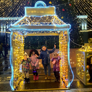 Lanterne LED moderne pour le Ramadan, motif lumineux pour les décorations commerciales de Noël et de l'Aïd - Product Image 1